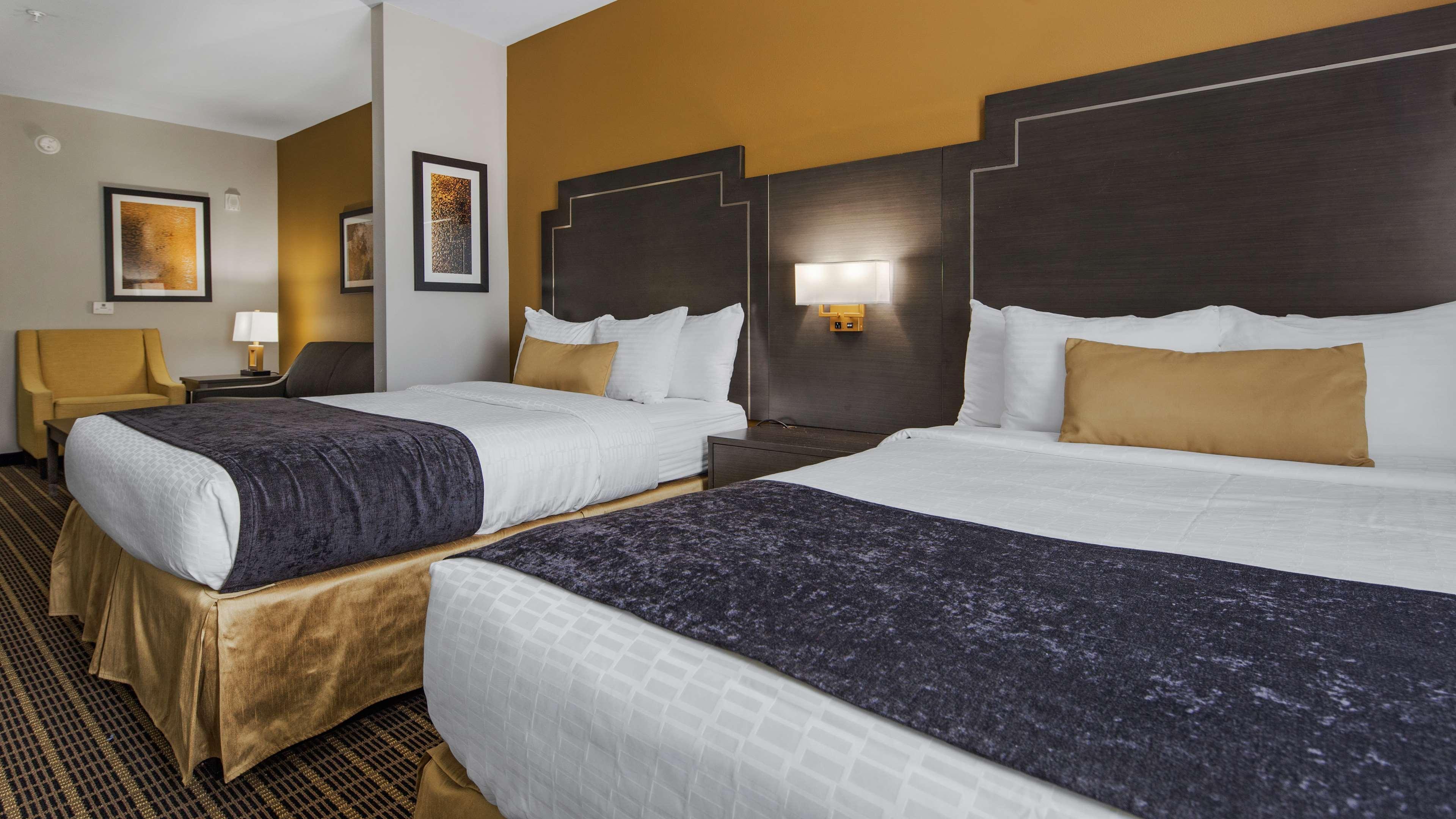 Best Western Plus Regency Park Walker Exteriör bild