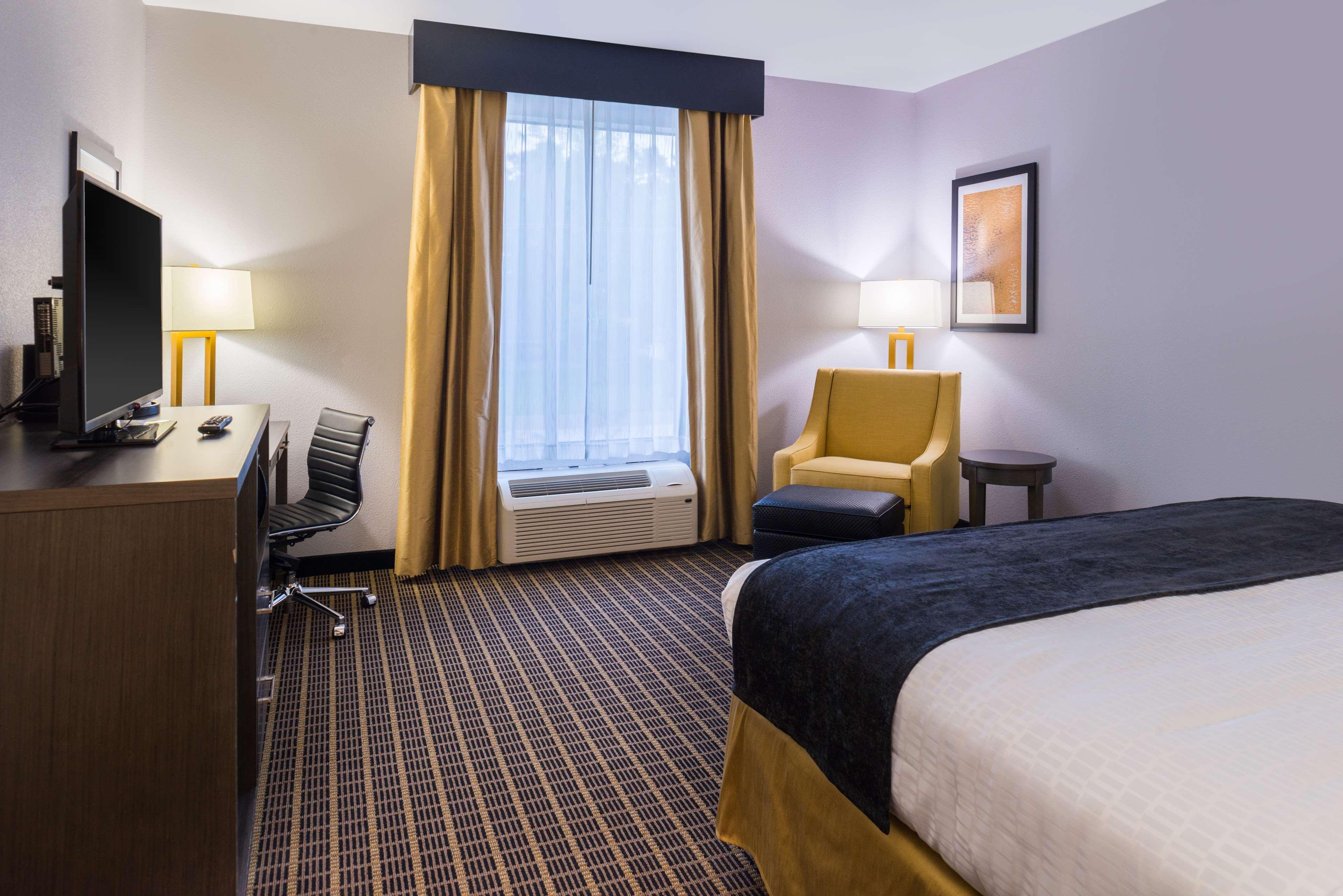 Best Western Plus Regency Park Walker Exteriör bild