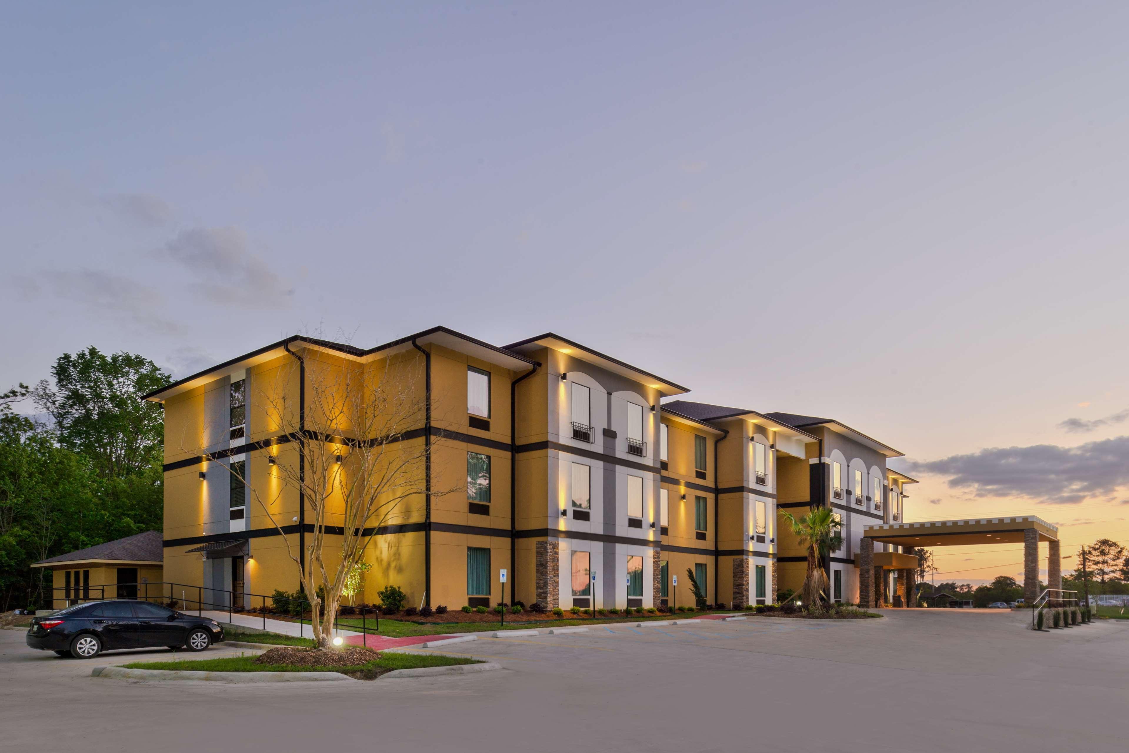 Best Western Plus Regency Park Walker Exteriör bild