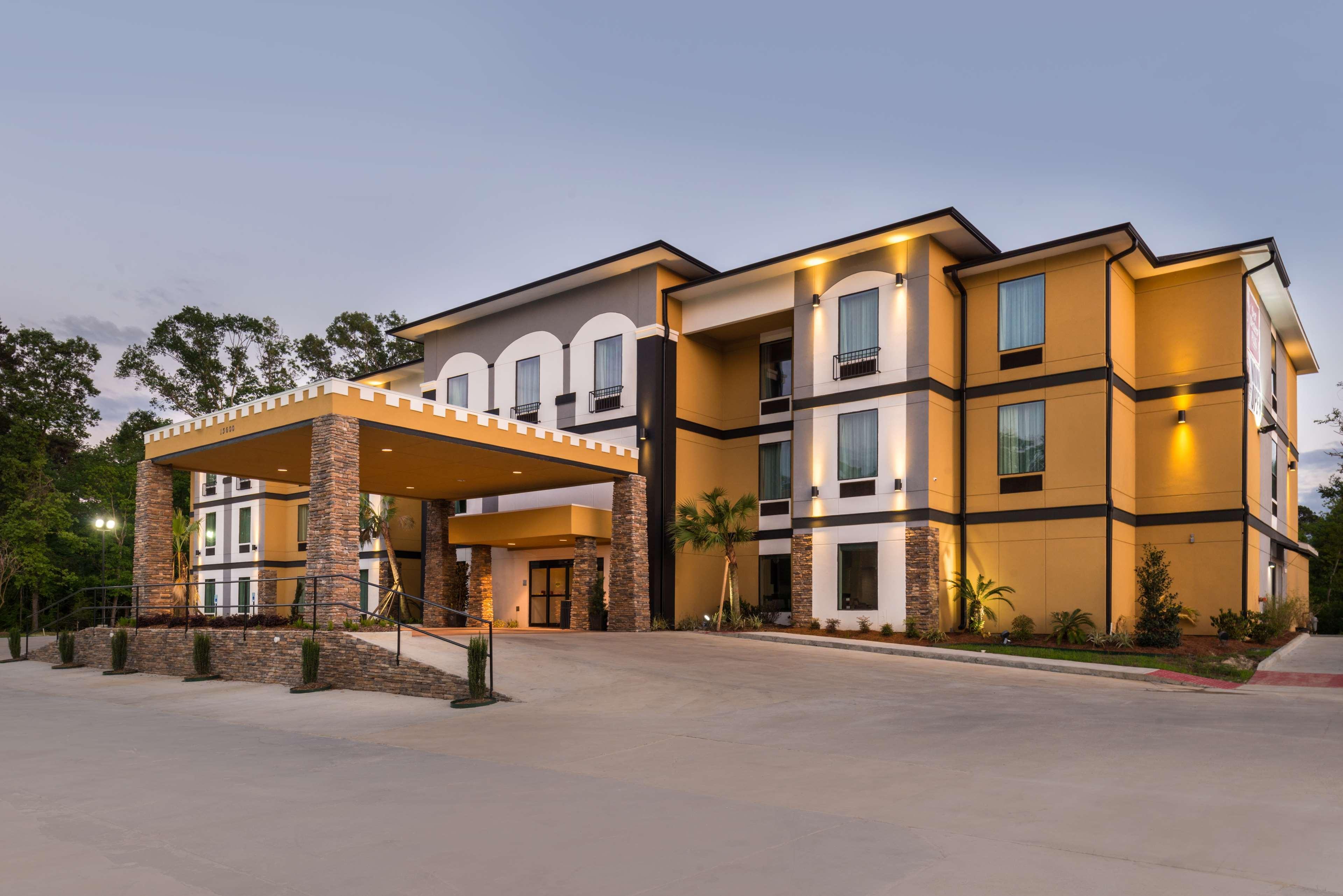Best Western Plus Regency Park Walker Exteriör bild
