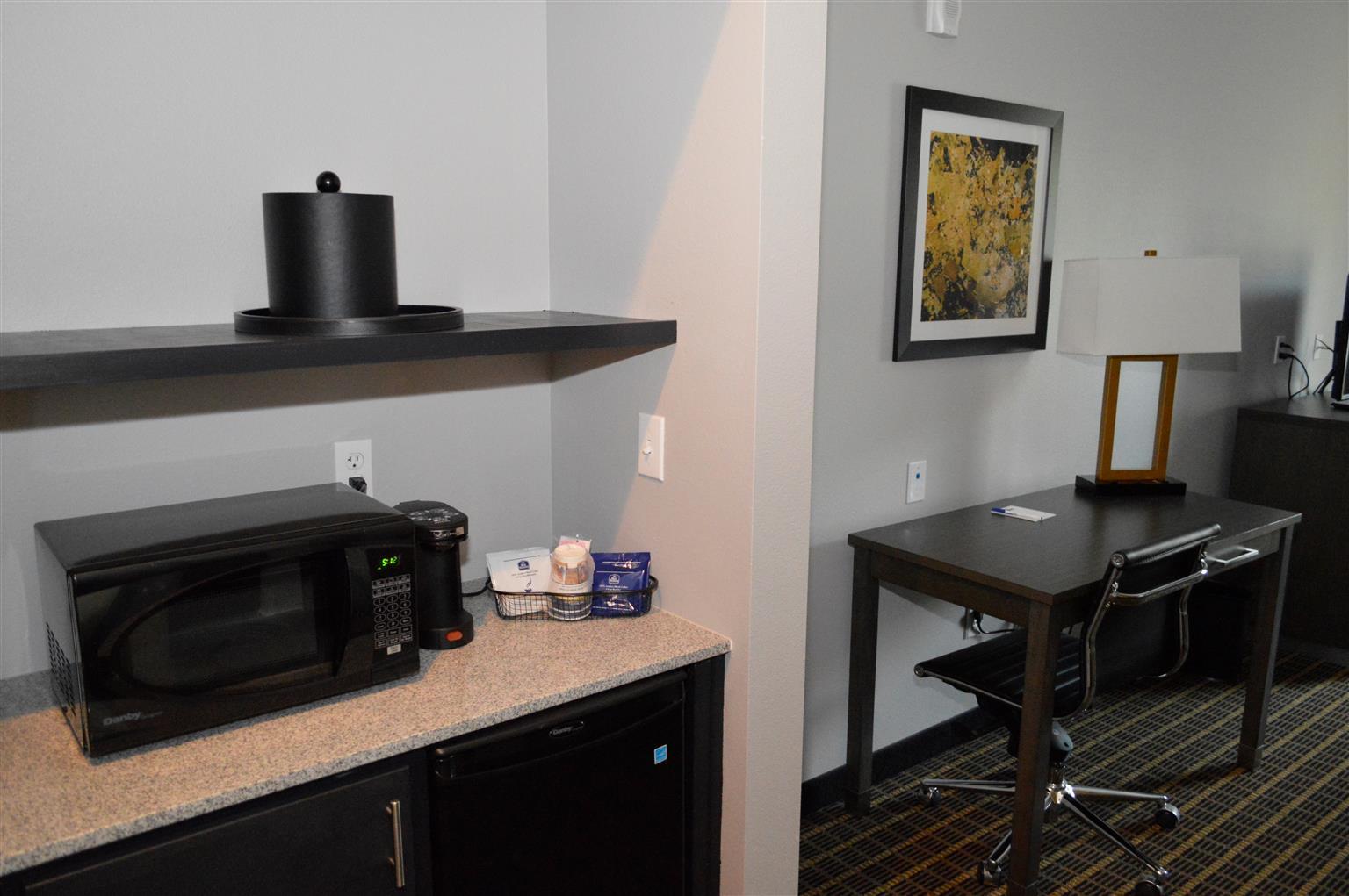 Best Western Plus Regency Park Walker Exteriör bild